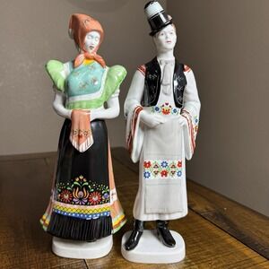 Vintage Hungarian Hollohaza Figures Peasants Set Handpainted Porcelain Statues